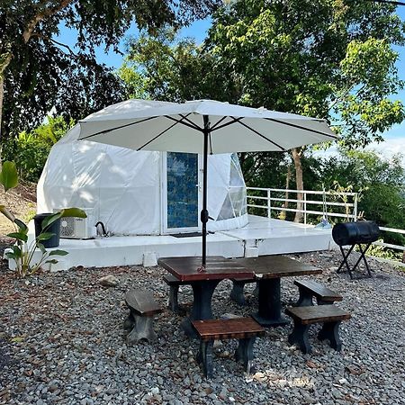 Gunung Medan Glamping & Cafe Hotel Kangar Buitenkant foto
