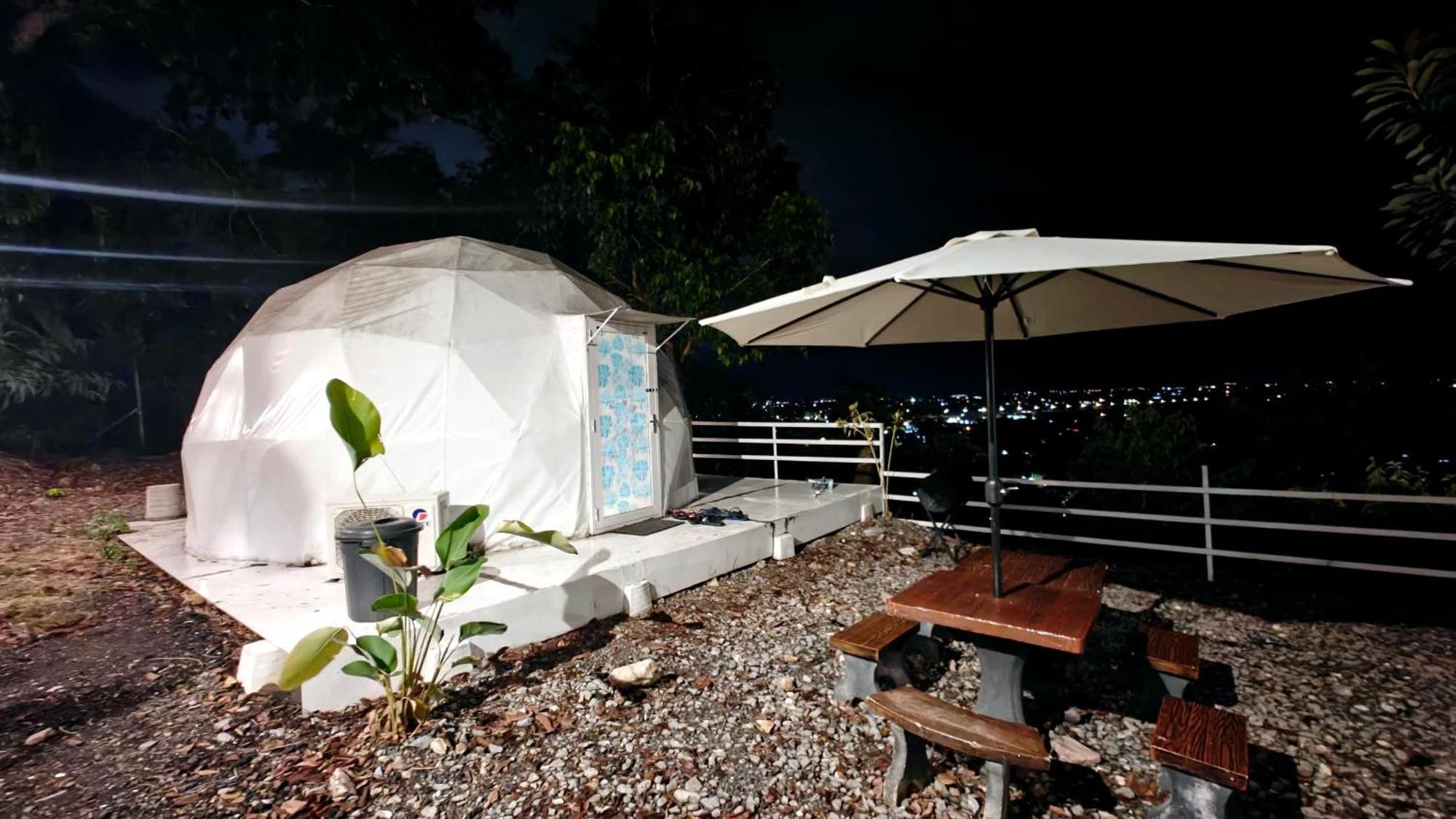 Gunung Medan Glamping & Cafe Hotel Kangar Buitenkant foto